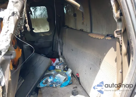 2001 Ford F-150 Lariat/Xl/Xlt z USA, uszkodzony, nr VIN 1FTRX18L51NA38125